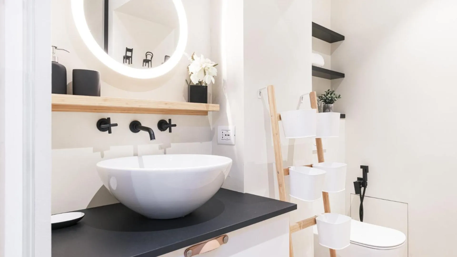 Easylife - Comfort Ed Eleganza In Porta Venezia Milan Apartment