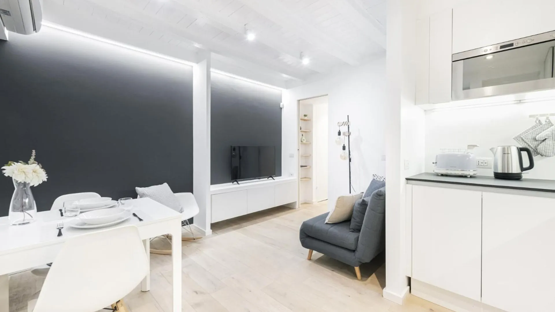 Apartment Easylife - Comfort Ed Eleganza In Porta Venezia Milan Italy